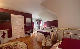 Wakamow Heights Bed And Breakfast